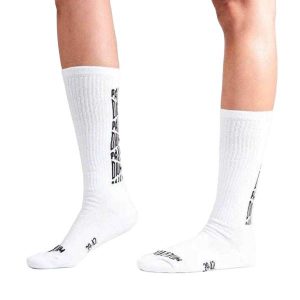 Żakardowe Skarpety Unisex Dla Dorosłych O Średnim Kroju. Białe skarpetki Palladium, bez wzorów, z żakardem. Za 69,99 zł.