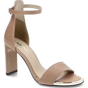 Beżowe Sandały Damskie Karino Eleganckie Obuwie. Brązowe sandały Karino, bez wzorów, ze skóry, bez obcasa, na obcasie, bez zapięcia. Za 239,00 zł.