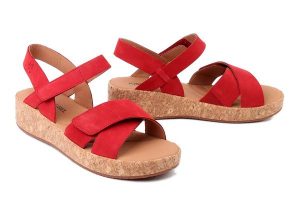 JOSEF SEIBEL 69603 724 400 Evita 03 rot, sandały damskie. Czerwone sandały Josef Seibel, bez wzorów, ze skóry, bez obcasa, bez zapięcia. Za 399,90 zł.