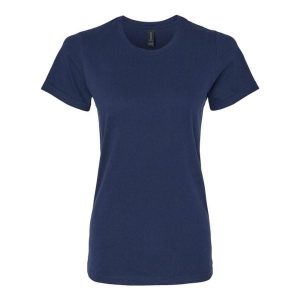 Damska Koszulka Softstyle O Średniej Grubości. Niebieskie bluzki GILDAN, xl, bez wzorów, sportowe, bez kołnierzyka, bez ramiączek. Za 44,99 zł.