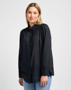 DAMSKA KOSZULA LEE SHIRRED BLOUSE UNIONALL BLK 112341608. Koszule Lee, m, bez wzorów, bez kołnierzyka, bez ramiączek. Za 169,99 zł.