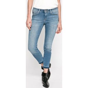 Lee - Jeansy Scarlett. Jeansy marki Lee. W wyprzedaży za 179,90 zł.