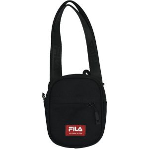 Saszetka sportowa Fila Badalona Badge Pusher Bag 1l. Czarne nerki i saszetki Fila, bez wzorów, z materiału. Za 49,99 zł.