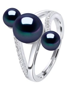Pearl Addict Srebrny pierścionek z perłami rozmiar: onesize. Niebieskie pierścionki Pearl Addict, z cyrkonią, srebrne. Za 338,21 zł.