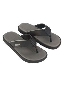 Ipanema Japonki w kolorze czarno-szarym rozmiar: 39/40. Czarne klapki Ipanema, bez wzorów, z tworzywa sztucznego, z otwartym noskiem, bez obcasa. Za 83,42 zł.
