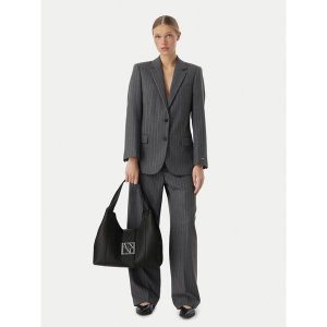 Torebka Armani Exchange. Czarne torebki klasyczne Armani Exchange, bez wzorów, bez dodatków. Za 695,99 zł.