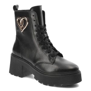 Czarne Botki Armodo Damskie Buty Na Obcasie. Czarne botki Armodo, bez wzorów, z materiału, bez obcasa, na obcasie, bez zapięcia. Za 349,00 zł.