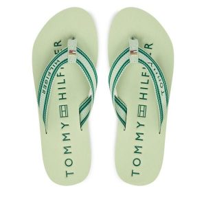 Japonki Tommy Hilfiger. Zielone klapki TOMMY HILFIGER, bez wzorów, bez obcasa. Za 169,99 zł.