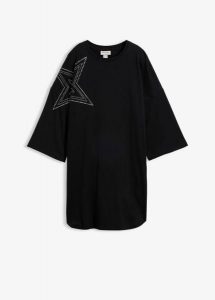 Długi T-shirt z czystej bawełny organicznej. Czarne t-shirty bonprix, bez wzorów, z bawełny, bez kołnierzyka, bez ramiączek. Za 84,99 zł.