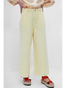 Josephine & Co Spodnie "Gydo" w kolorze żółtym rozmiar: 34. Żółte spodnie z wysokim stanem Josephine & Co, bez wzorów, z bawełny, z podwyższonym stanem. Za 239,99 zł.