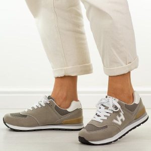 Khaki sportowe buty damskie Vanhorn 27300. Brązowe buty sportowe VanHorn, na lato, bez wzorów, z dresówki, bez zapięcia, trekkingowe. Za 169,00 zł.