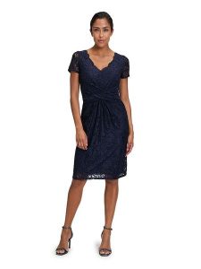 Vera Mont Sukienka w kolorze granatowym rozmiar: 38. Niebieskie sukienki Vera Mont, bez wzorów, z koronki, bez kołnierzyka, bez ramiączek, midi. Za 198,56 zł.