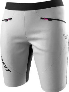 DYNAFIT Szorty funkcyjne "TRAVERSE" w kolorze szarym rozmiar: XS. Szare spodenki sportowe Dynafit, xs, bez wzorów, z materiału, outdoorowe. Za 158,47 zł.