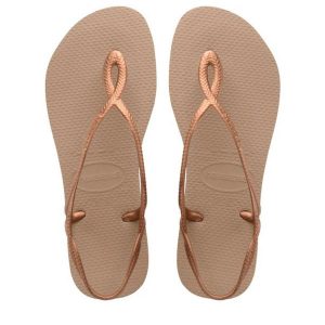 Klapki Havaianas Model 4129697 Kolor Brązowy. Czerwone klapki Havaianas, bez wzorów, z gumy, bez obcasa. Za 148,95 zł.