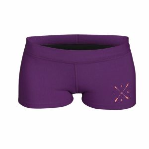 Szorty neoprenowe NANI do sportów wodnych. Fioletowe szorty HIKO, bez wzorów, z neoprenu, sportowe. Za 202,13 zł.