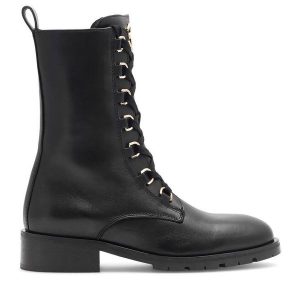 Botki Eva Minge. Czarne botki Eva Minge, bez wzorów, bez obcasa, na płaskiej podeszwie, bez zapięcia. Za 479,00 zł.