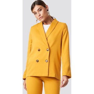 NA-KD Classic Dwurzędowa marynarka oversize - Yellow. Marynarki i żakiety marki NA-KD Classic. W wyprzedaży za 101,47 zł.