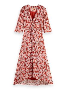 Scotch & Soda Sukienka w kolorze czerwonym rozmiar: 38. Czerwone sukienki Scotch & Soda, bez wzorów, z wiskozy, bez kołnierzyka, bez ramiączek, maxi. Za 237,17 zł.