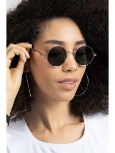 Lucky Bees Damskie okulary przeciwsłoneczne w kolorze złoto-czarnym rozmiar: onesize. Czarne okulary przeciwsłoneczne Lucky Bees. Za 60,95 zł.