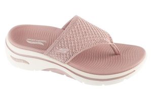 Japonki damskie, Go Walk Arch Fit 2.0 Sandal - Carrie. Czerwone klapki Skechers, bez wzorów, z materiału, bez obcasa. Za 249,99 zł.