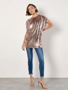 Apricot Bluzka w kolorze jasnoróżowym rozmiar: XS. Różowe bluzki Apricot, xs, bez wzorów, bez kołnierzyka, bez ramiączek. Za 79,03 zł.