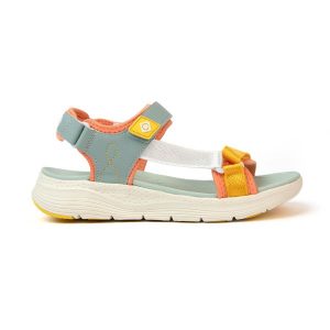 Sandały turystyczne TRAPANI – zapięcie na podwójny rzep, podeszwa EVA i komfort. Żółte sandały Izas, bez wzorów, bez obcasa, bez zapięcia. W wyprzedaży za 226,04 zł.