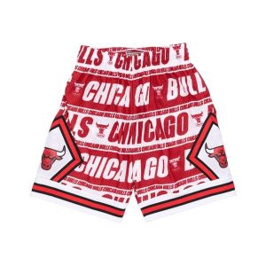 Szorty Chicago Bulls NBA Teamwrap Swingman 1997. Czerwone szorty MITCHELL & NESS, bez wzorów, sportowe. Za 477,50 zł.