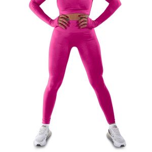 Techniczne legginsy z efektem push-up i idealną sylwetką. Czerwone legginsy R-EVENGE, bez wzorów, z materiału, z podwyższonym stanem, długie. Za 285,90 zł.