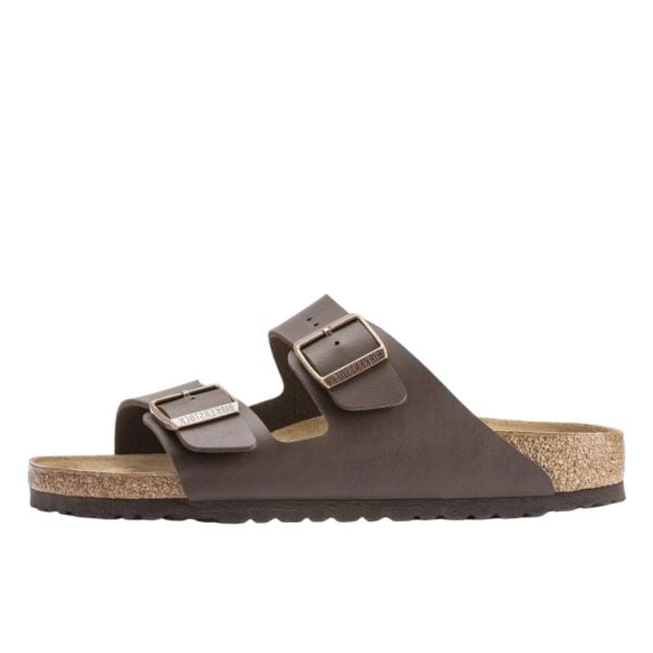 Klapki turystyczne uniseks Birkenstock Arizona 51701. Brązowe klapki Birkenstock, bez wzorów, z materiału, bez obcasa. Za 296,10 zł.