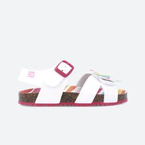 Sandały AGATHA RUIZ DE LA PRADA 242938A Biały. Białe sandały Agatha Ruiz de la Prada, bez wzorów, z syntetyku, bez obcasa, bez zapięcia. Za 186,98 zł.