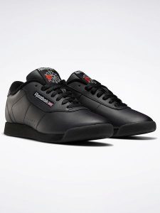 Reebok Sneakersy "Princess" w kolorze czarnym rozmiar: 40. Czarne trampki Reebok, bez wzorów, bez zapięcia. Za 205,93 zł.