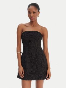 Bardot Sukienka koktajlowa Karoline 60099DB3 Czarny Slim Fit. Czarne sukienki Bardot, bez wzorów, z syntetyku, wizytowe, bez kołnierzyka, bez ramiączek. Za 669,99 zł.