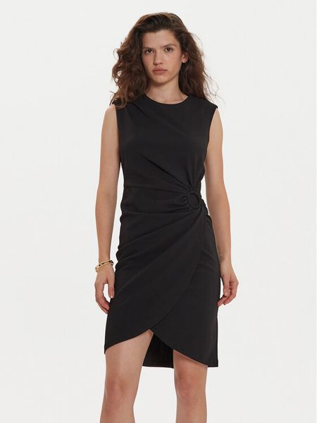 DKNY Sukienka koktajlowa DD4G128C Czarny Slim Fit. Czarne kombinezony DKNY, bez wzorów, z syntetyku, wizytowe, bez kołnierzyka, bez ramiączek. Za 359,99 zł.