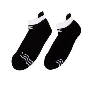 Skarpetki damskie DIADORA L. SOCKS. Czarne skarpetki Diadora, bez wzorów, z elastanu. Za 14,99 zł.