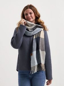 TRAVELIN' Szal w kolorze czarno-beżowo-szarym rozmiar: onesize. Brązowe szaliki Travelin', bez wzorów, z materiału. Za 173,99 zł.