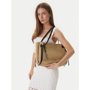 Torebka DKNY. Brązowe torebki klasyczne DKNY, bez wzorów, bez dodatków. Za 674,99 zł.