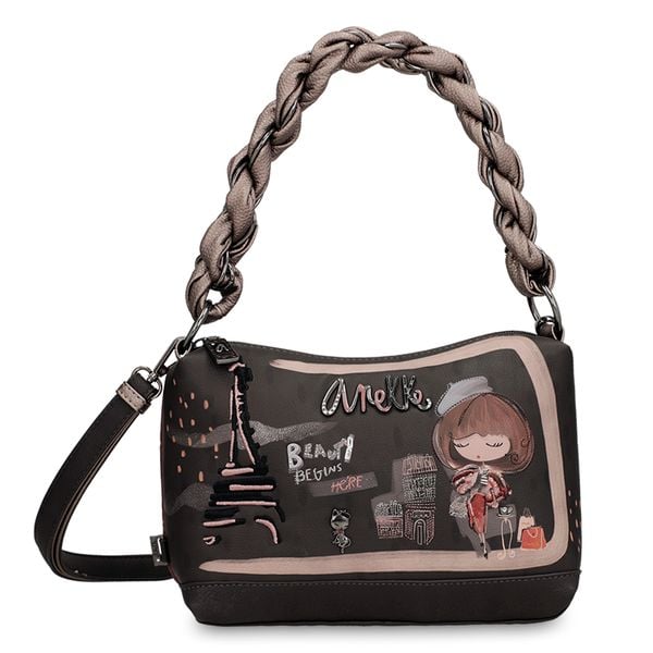 Torebka damska Anekke, mała do ręki i na ramię we wzory z 1 komorą zamykaną na zamek, brązowa, 41803-478. Brązowe listonoszki Anekke, z aplikacjami, z materiału, do ręki, małe, z nadrukiem, bez dodatków. Za 339,00 zł.