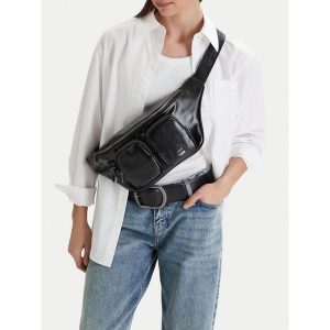 Torebka G-Star Raw. Czarne torebki klasyczne G-Star Raw, bez wzorów, bez dodatków. Za 219,99 zł.