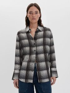 Someday Koszula "Zebecca" w kolorze biało-czarno-beżowym rozmiar: 36. Białe koszule someday., bez wzorów, z wiskozy, bez kołnierzyka, bez ramiączek. Za 195,99 zł.