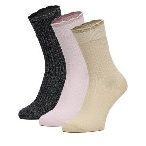 Skarpety długie Nine West. Czerwone skarpetki Nine West, bez wzorów. Za 39,99 zł.