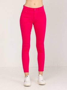Tantra Dżinsy - Skinny fit - w kolorze różowym rozmiar: 3XL. Różowe jeansy Tantra, bez wzorów. Za 140,53 zł.