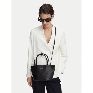 Torebka Tommy Hilfiger. Czarne torebki klasyczne TOMMY HILFIGER, bez wzorów, bez dodatków. Za 601,99 zł.