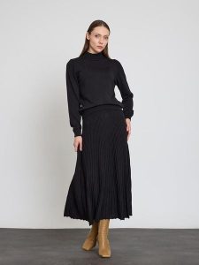 BGN Golf w kolorze czarnym rozmiar: 34. Czarne golfy BGN, bez wzorów. Za 78,99 zł.