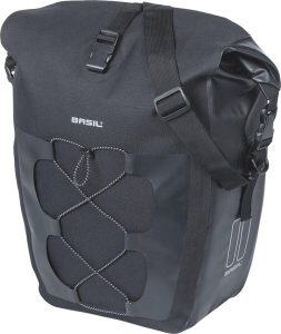 Torba na bagażnik „Navigator L”, czarna. Czarne torby podróżne i sportowe BASIL, bez wzorów, z materiału, na ramię. Za 269,99 zł.