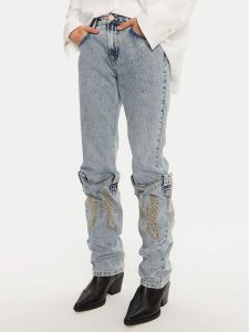 One Teaspoon Jeansy 26712 Niebieski Straight Fit. Niebieskie jeansy One Teaspoon, bez wzorów, z bawełny. Za 699,99 zł.