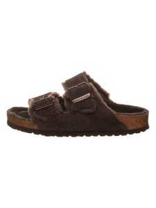 Birkenstock Klapki "Arizona" w kolorze brązowym rozmiar: 36. Brązowe klapki Birkenstock, bez wzorów, z otwartym noskiem, bez obcasa. Za 245,96 zł.