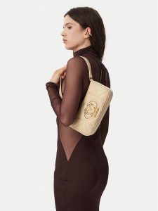 LOVE MOSCHINO Torebka JC4111PP1PLC0129 Beżowy. Brązowe torebki klasyczne LOVE MOSCHINO, bez wzorów, ze skóry, bez dodatków. Za 682,99 zł.