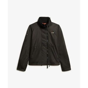 Damska wiatrówka Superdry Mtn. Czarne kurtki Superdry, bez wzorów, z softshellu, bez kaptura. Za 428,60 zł.