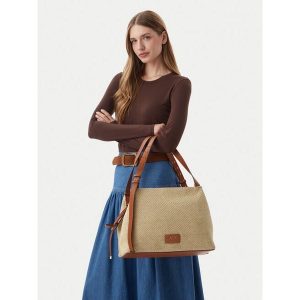 Torebka Armani Exchange. Brązowe torebki klasyczne Armani Exchange, bez wzorów, bez dodatków. Za 627,99 zł.