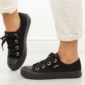 Czarne trampki damskie Lee Cooper 4069. Czarne trampki Lee Cooper, bez wzorów, z gumy, bez zapięcia. Za 159,00 zł.
